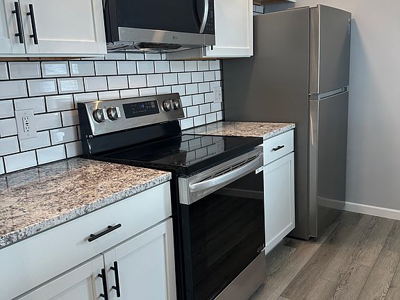 4th image of 314 Oak St #4