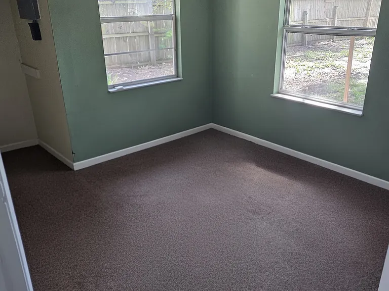 12020 Murray Ave — Photo 11