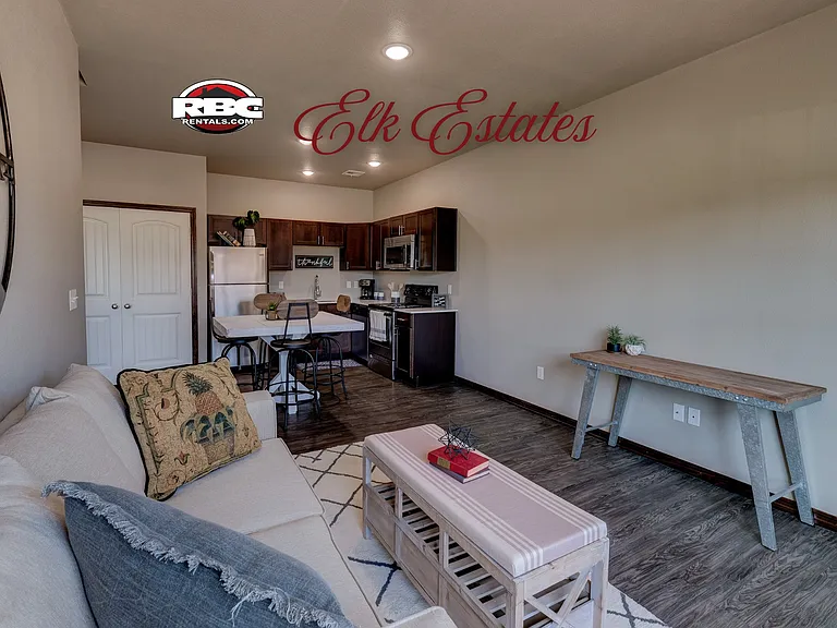 Elk Estates, Carthage, MO — Photo 15