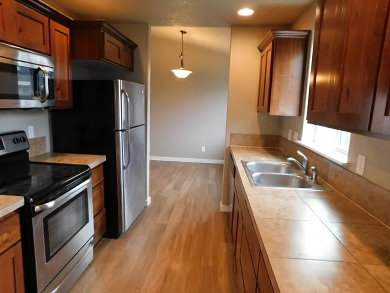 297 Helton Way SE — Photo 3