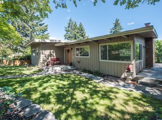 211 W 16th St, The Dalles, OR