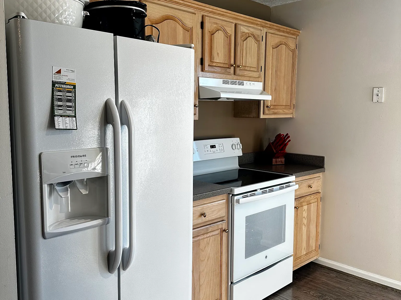 2 bed, 2.5 bath, 1178 sqft, $1,600 — Photo 4
