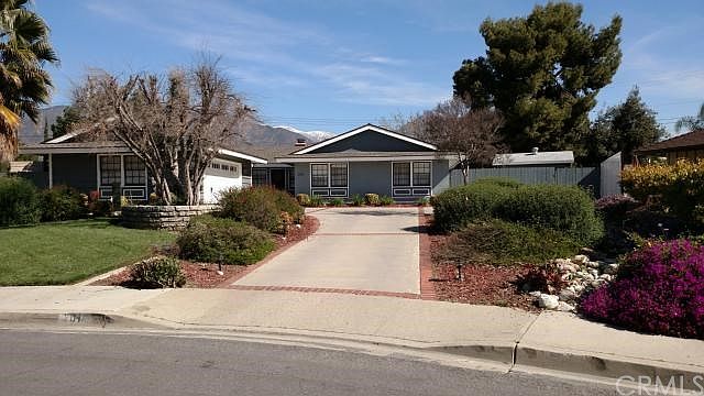 1st image of 201 Wagner Dr