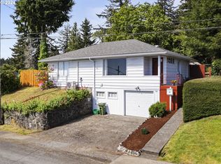 169 N 12th St, Coos Bay, OR