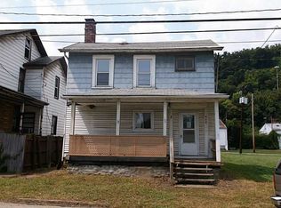 440 1st St, West Elizabeth, PA