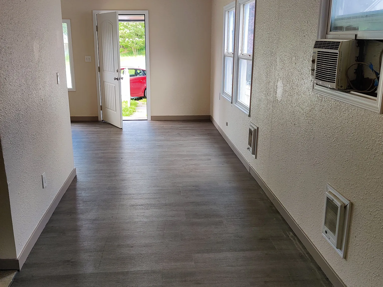 2 bed, 1163 sqft, $2,000 — Photo 2