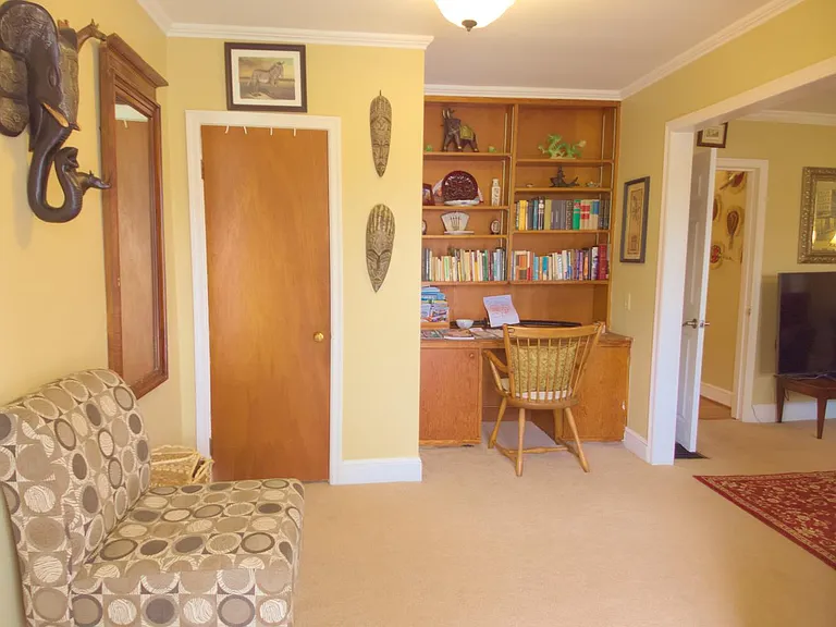 1831 Oxford Ave SW #G — Photo 22