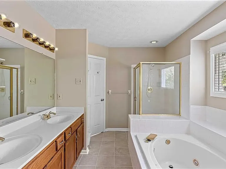 3580 Waters Cove Way — Photo 18