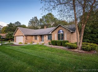 1516 Stone Ridge Dr, Georgetown, IN 47122