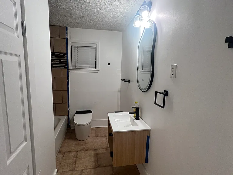 478 Josephine St — Photo 12