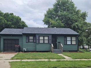 431 N 13th St, Beatrice, NE 68310