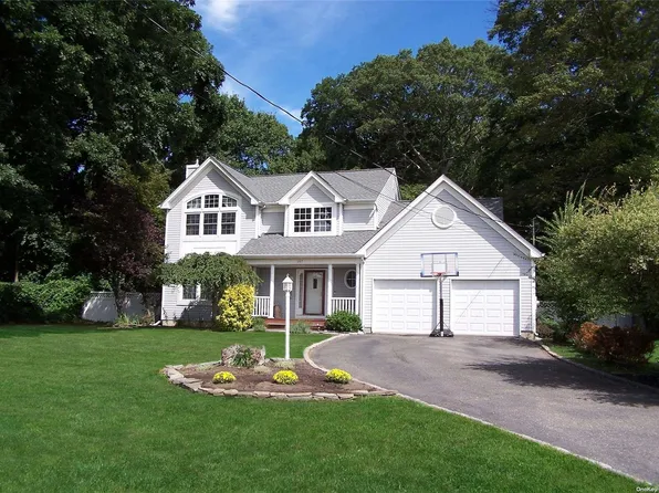 267 Rocky Point Land Road, Rocky Point, NY 11778