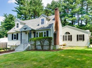 4 Green St, Billerica, MA 01821