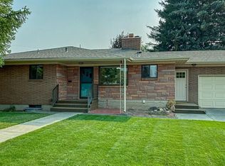 690 8th St, Idaho Falls, ID 83401