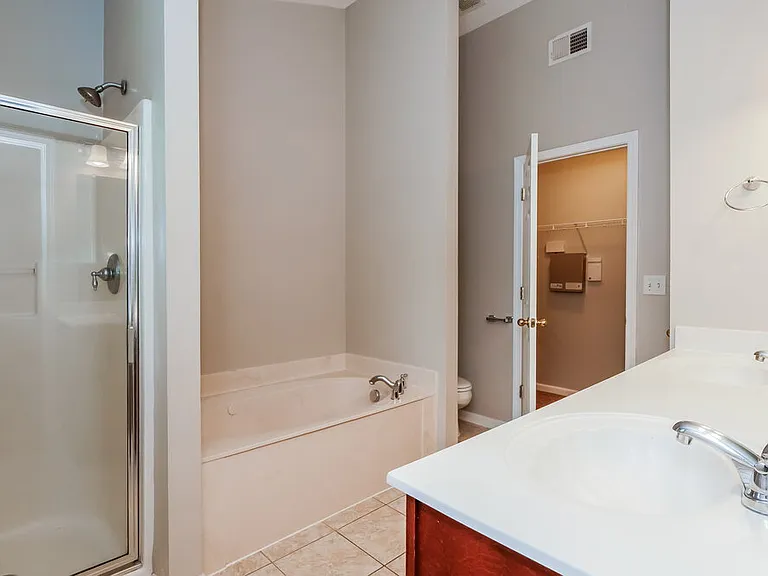 10316 Cottage Oaks Dr — Photo 11
