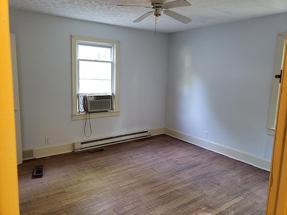 5th image of 2100 Dinmont St