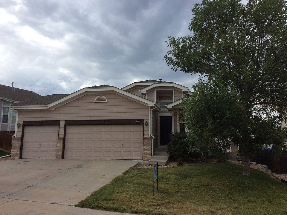Front exterior_10062015