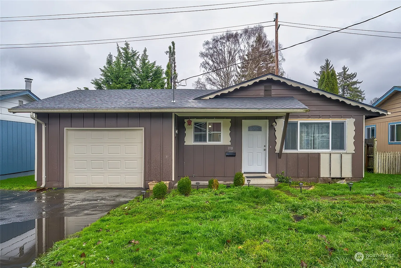 1118 N 1st Avenue photo 1