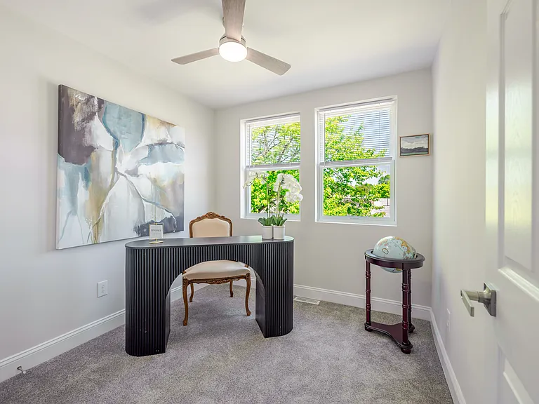 1742 Lyman Pl NE — Photo 11