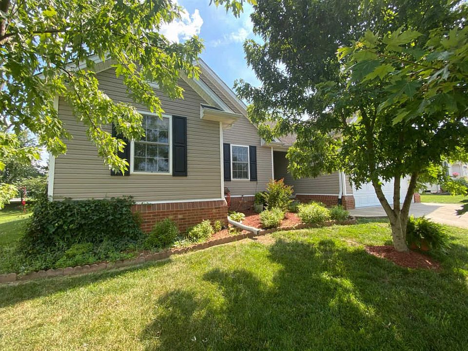 1st image of 124 Augusta Dr