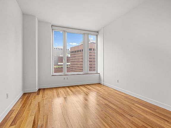 5th image of 15 William St APT 32B