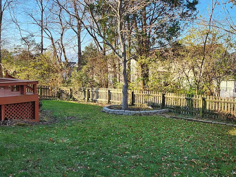 4108 Saratoga Woods Dr — Photo 2