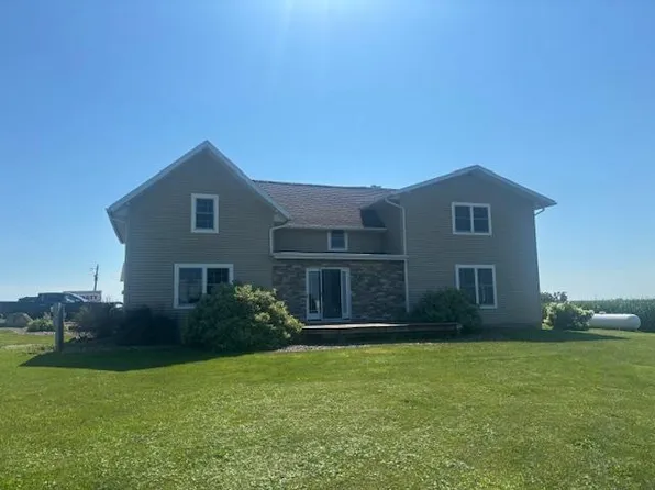 7773 Porter Hill Road, Lancaster, WI 53813