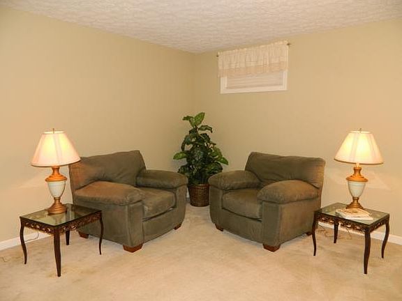 4th image of 460-3 Eastley Ct