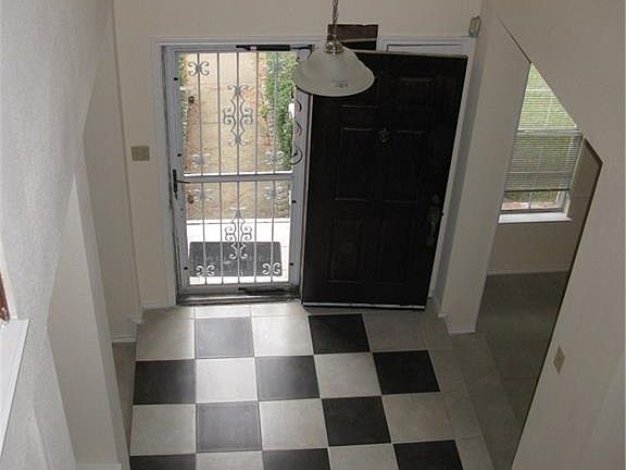 4th image of 7102 Don Gomez Ln