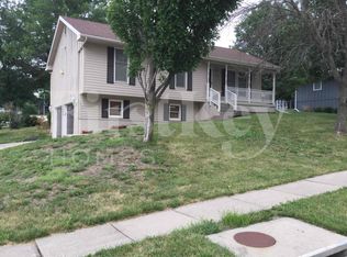 1405 Andrea Dr, Liberty, MO 64068