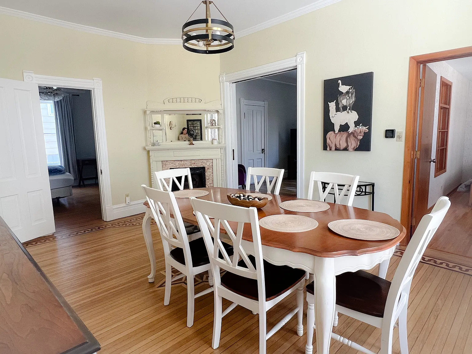 3 bed, 1390 sqft, $2,800 — Photo 4
