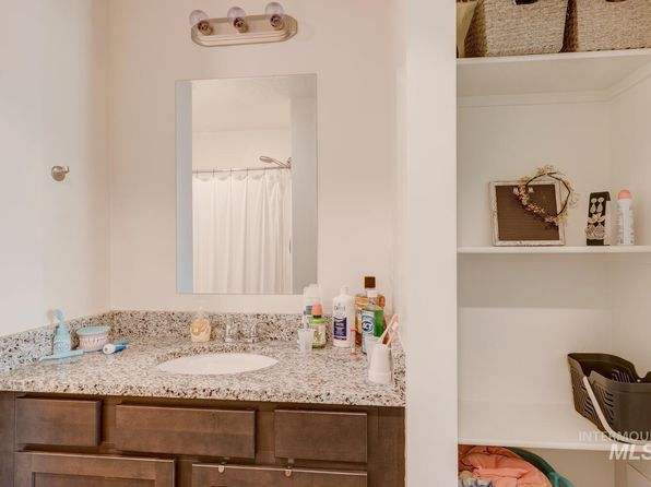 meridian-idaho-2054610567 picture