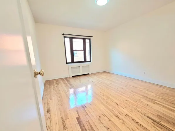 2173c North Central Road image 2 of 7