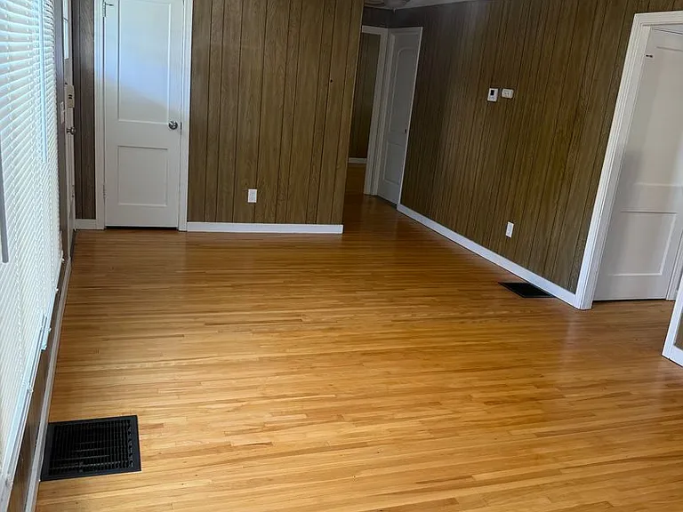 106 Hoover Dr — Photo 9