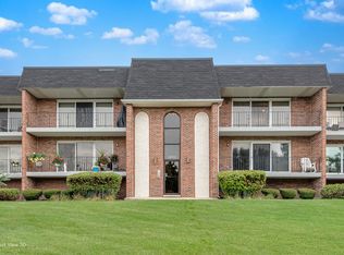 15702 Lake Hills Ct Unit 2S, Orland Park, IL 60462