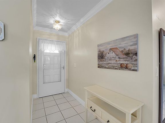 5th image of 2894 Crosley Drive #H