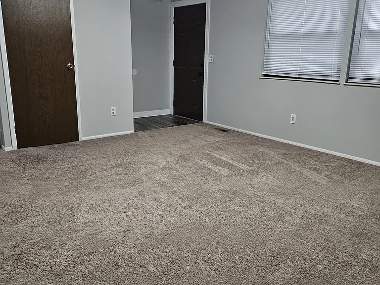 4242 Hanover Dr — Photo 5