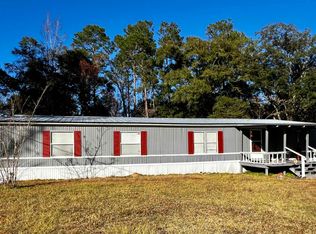 255 Pixie Cir, Crawfordville, FL 32327
