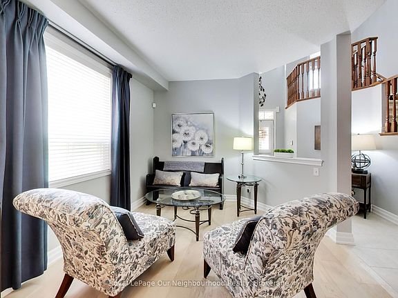 3rd image of 2324 Woodcrest Dr