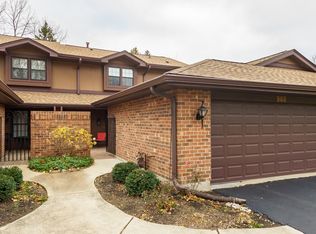 960 Indian Boundary Dr, Westmont, IL
