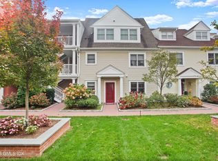 51 Forest Ave APT 83, Greenwich, CT 06870