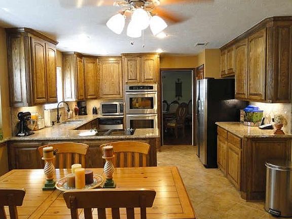 5th image of 2712 Meadowbrook Ct