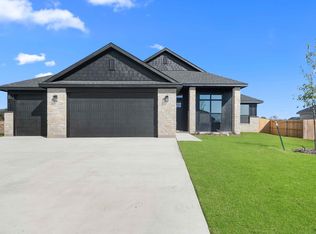 307 Boots Ct, Lorena, TX 76655