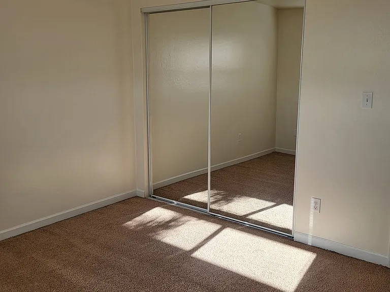 2900 S King St #207 — Photo 7