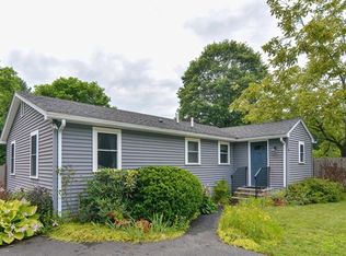 6 Cross St, Upton, MA 01568