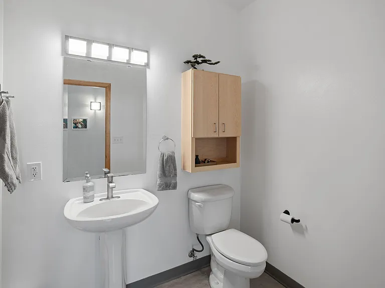 111 E Franklin Ave #316 — Photo 18
