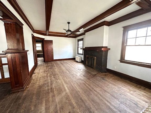 3rd image of 597 Court Ave