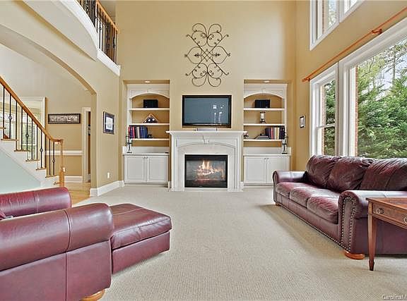 4th image of 12019 Olden Ct