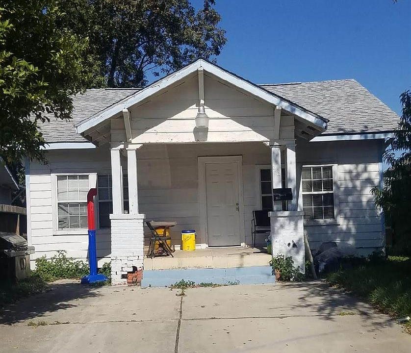 1st image of 3412 Wisconsin St