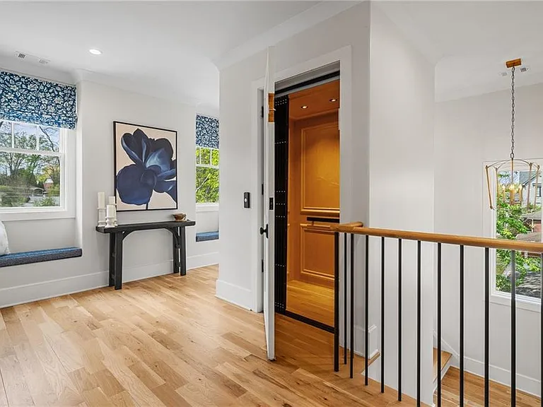 1381 Wessyngton Rd NE — Photo 28